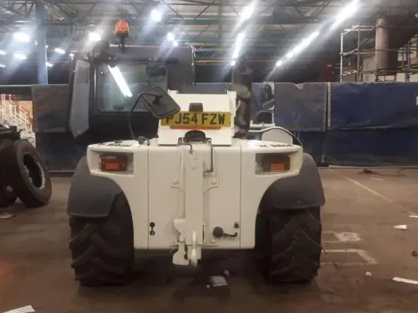 V518 Telehandler .3.webp